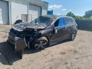 2020 Mitsubishi Outlander Sport 2.0 ES AWC - Exterior Front Left Corner Image